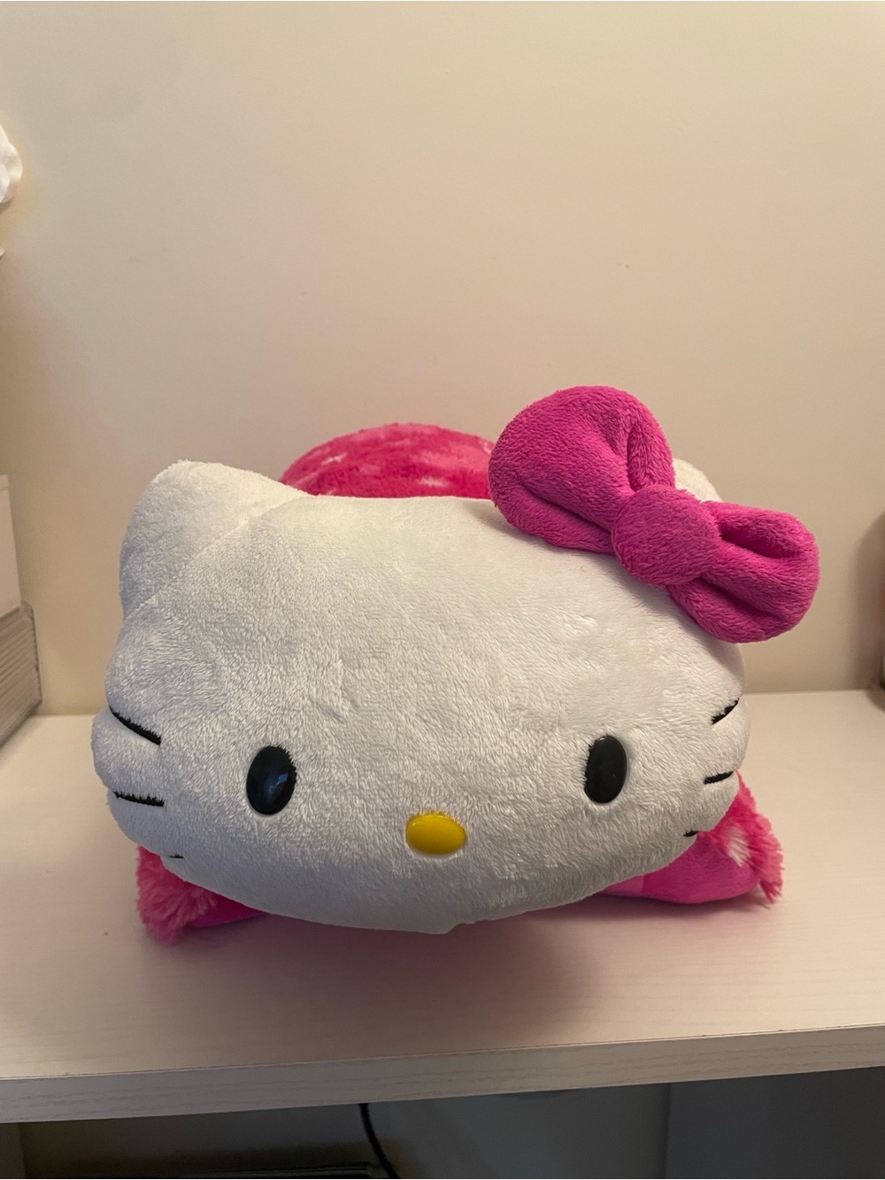 Hello kitty pillow pet